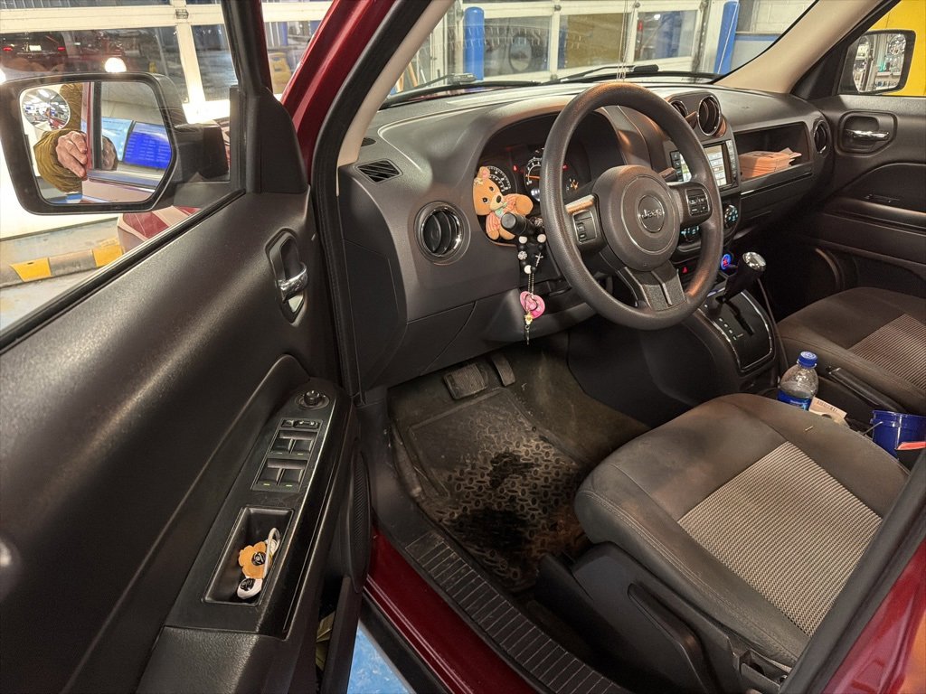 Used 2016 Jeep Patriot Sport w/ Power Value Group image 8