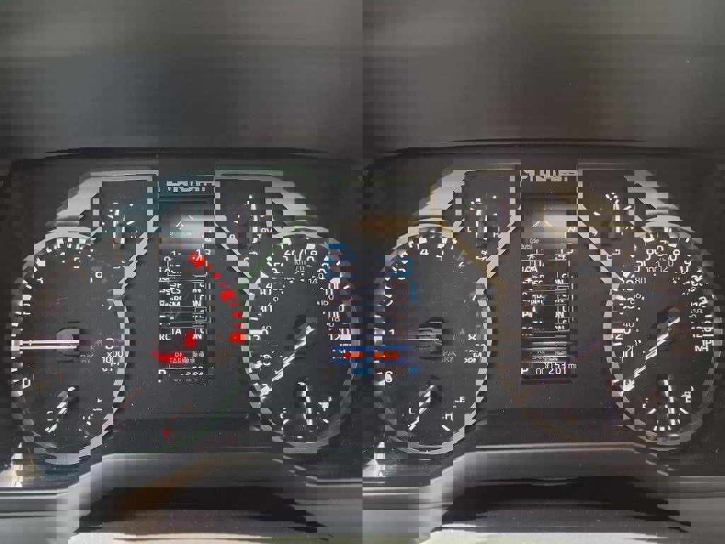 Used 2023 Toyota Tundra Limited image 10