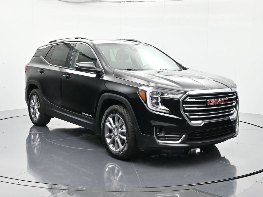 Used 2023 GMC Terrain SLT image 3