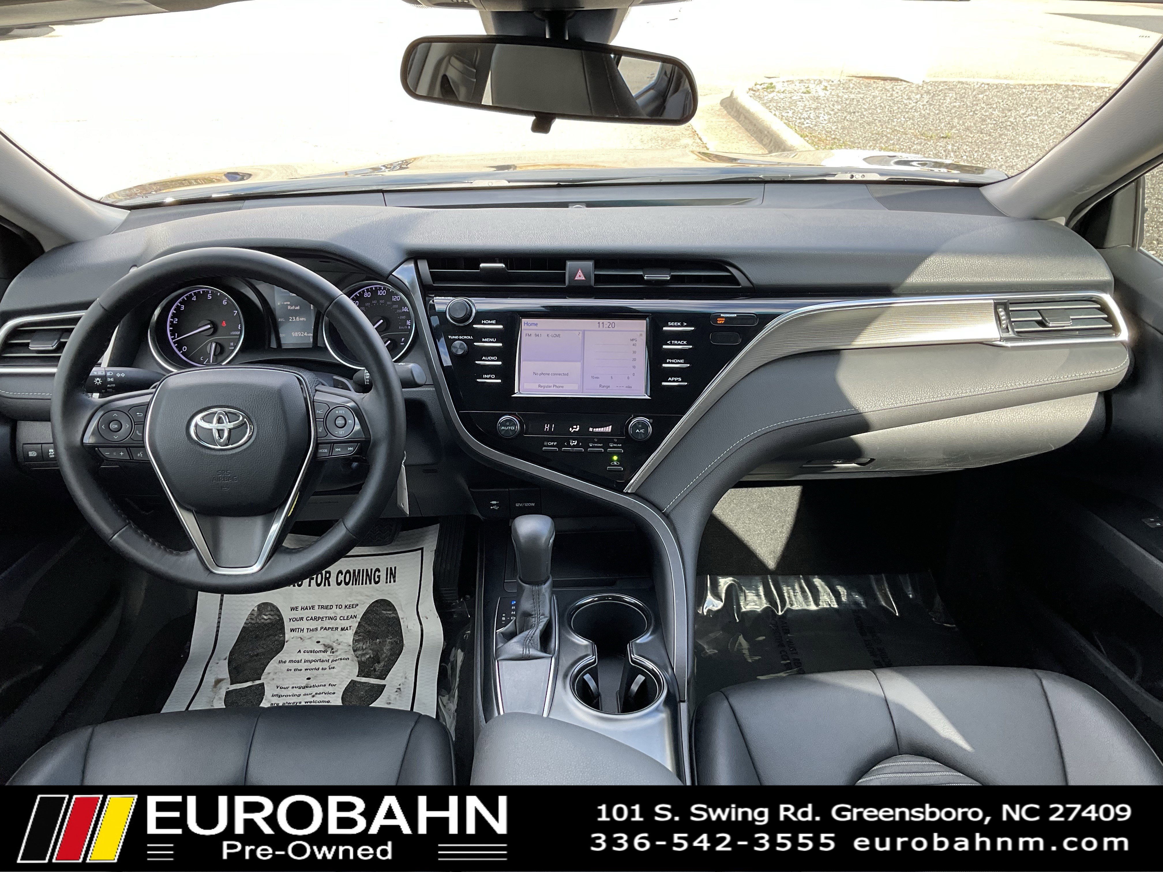Used 2018 Toyota Camry L image 15