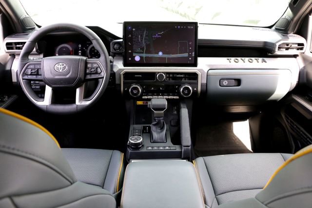Used 2025 Toyota Tacoma 4x4 Double Cab Hybrid image 26