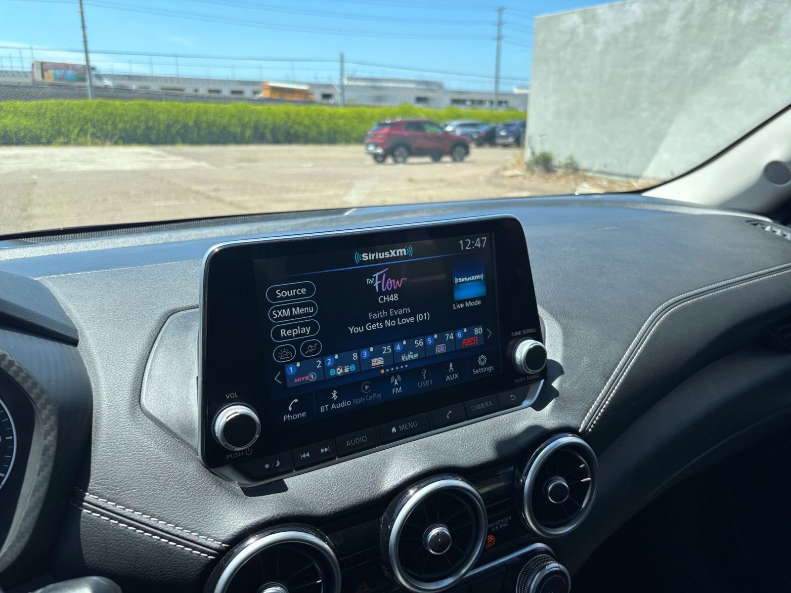 Used 2025 Nissan Sentra SV FWD image 20