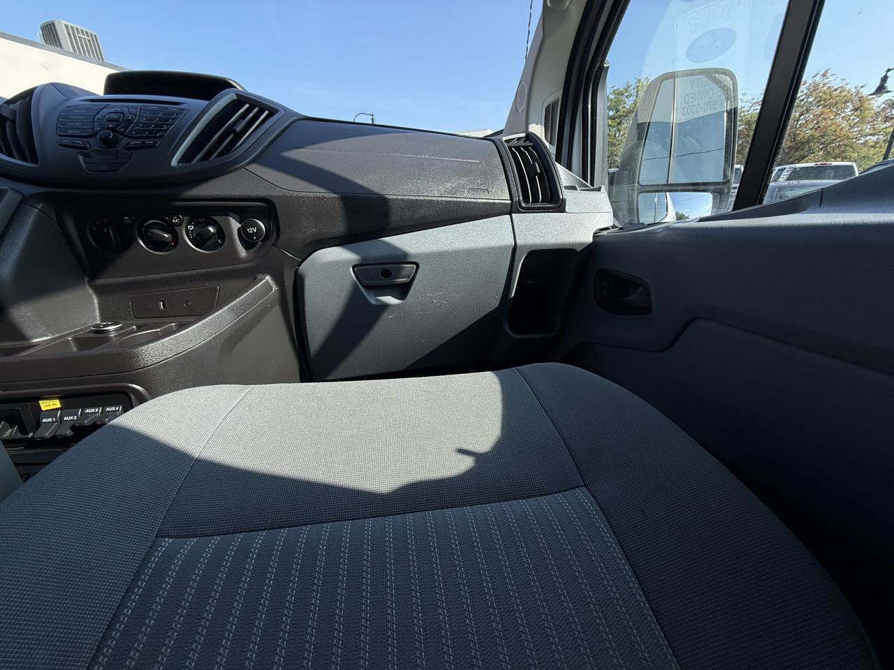 Used 2019 Ford Transit 250 148 Low Roof RWD image 21