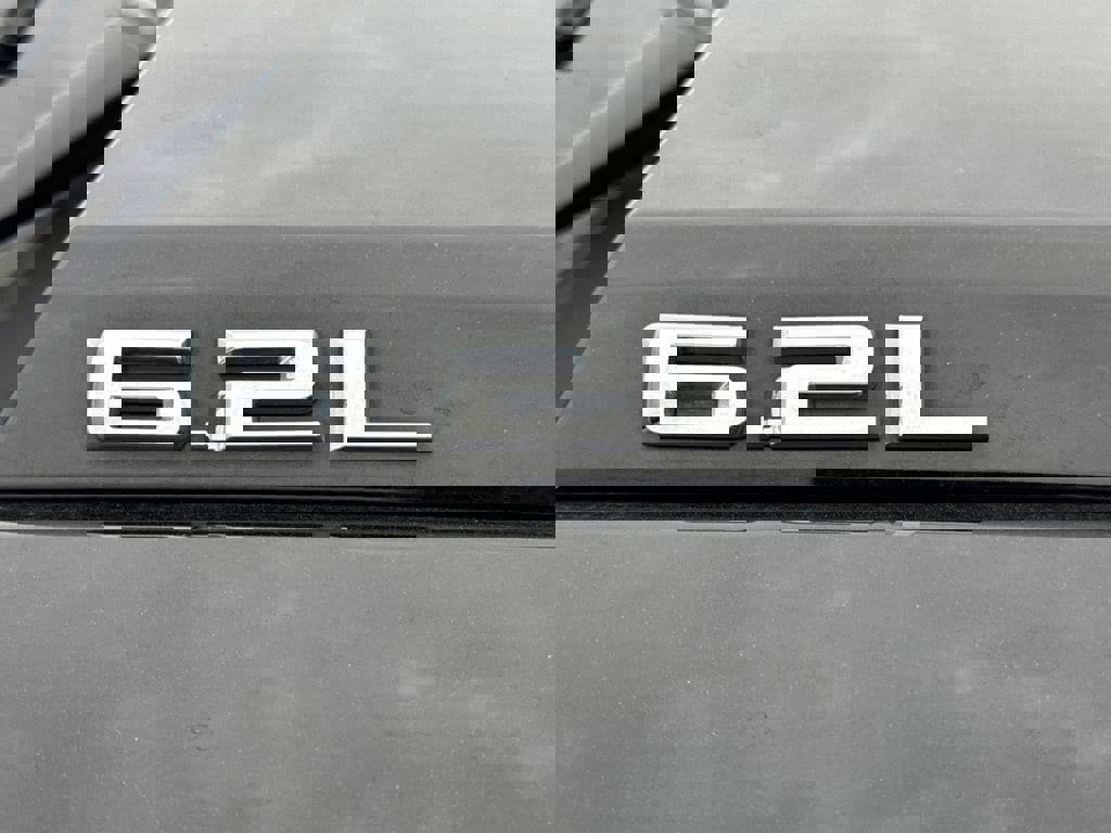 Used 2023 Chevrolet Silverado 1500 ZR2 w/ Technology Package image 4