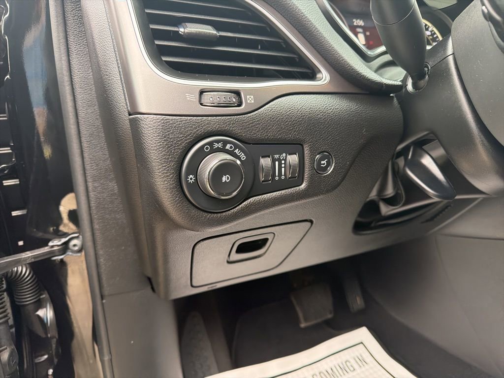 Used 2022 Jeep Cherokee Latitude Lux image 13