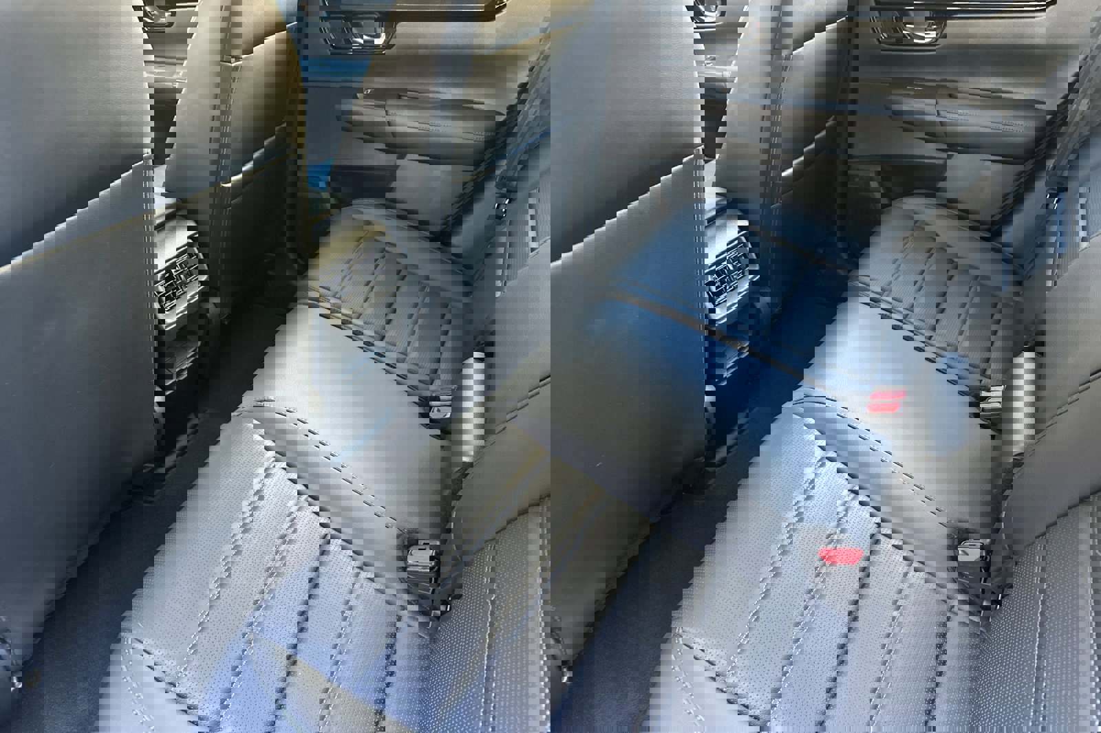 Used 2023 Honda CR-V EX-L image 9