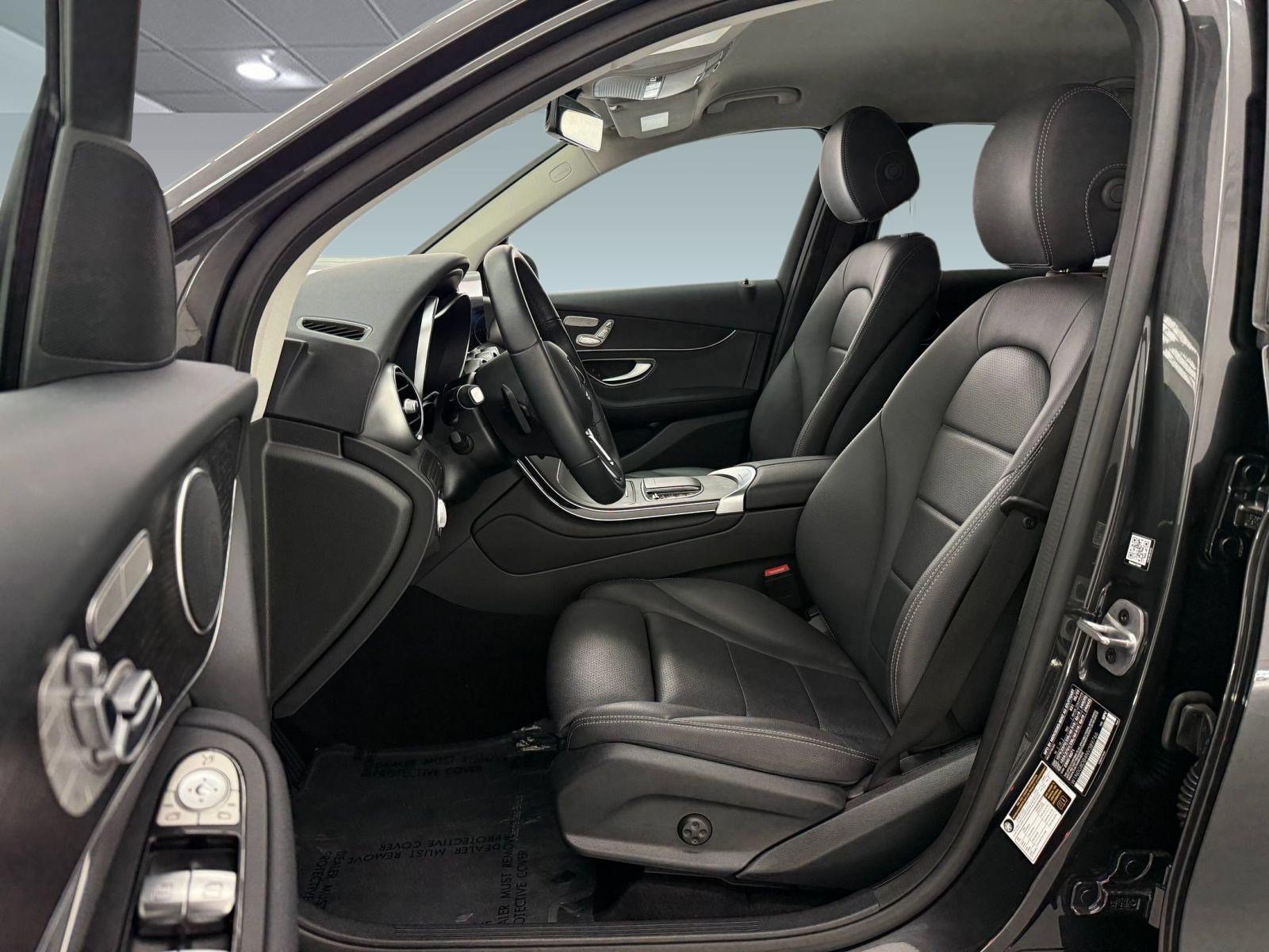 Used 2022 Mercedes-Benz GLC 300 image 5
