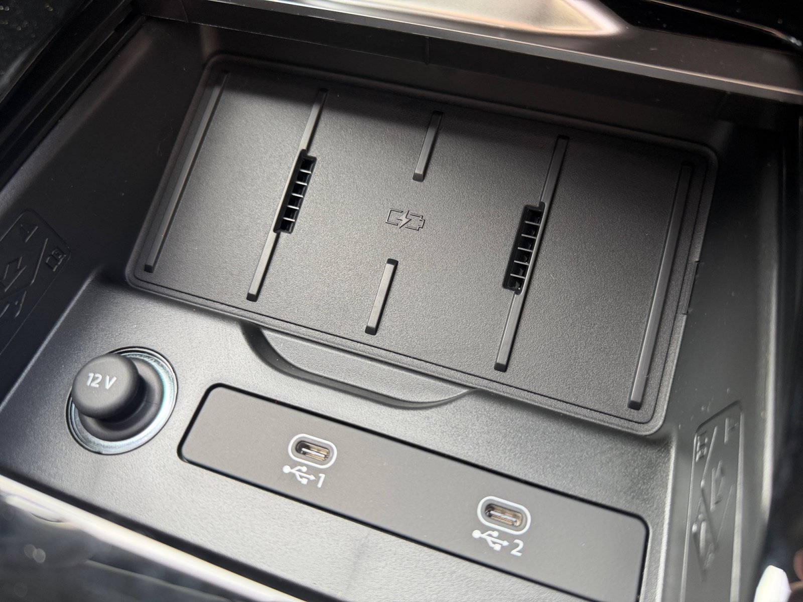 New 2026 Audi Q3 quattro 2.0T AWD/4WD image 21