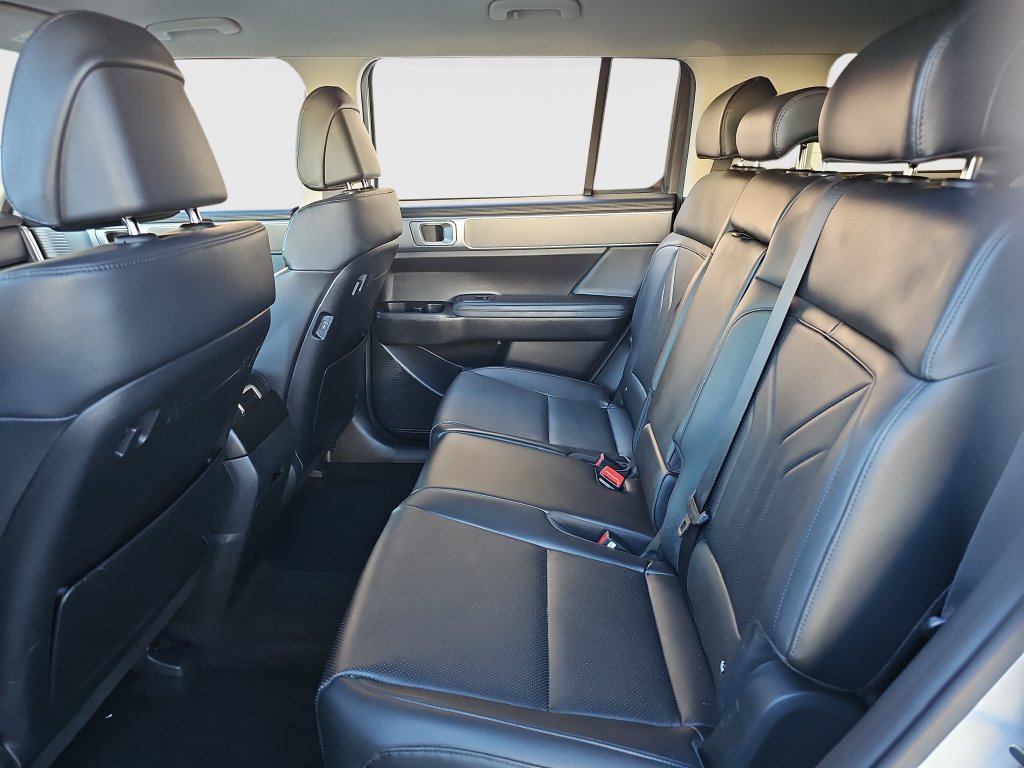 Used 2026 Hyundai Santa Fe SEL FWD image 19