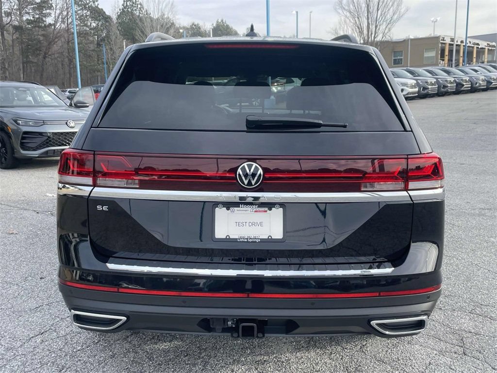 New 2026 Volkswagen Atlas SE FWD image 4