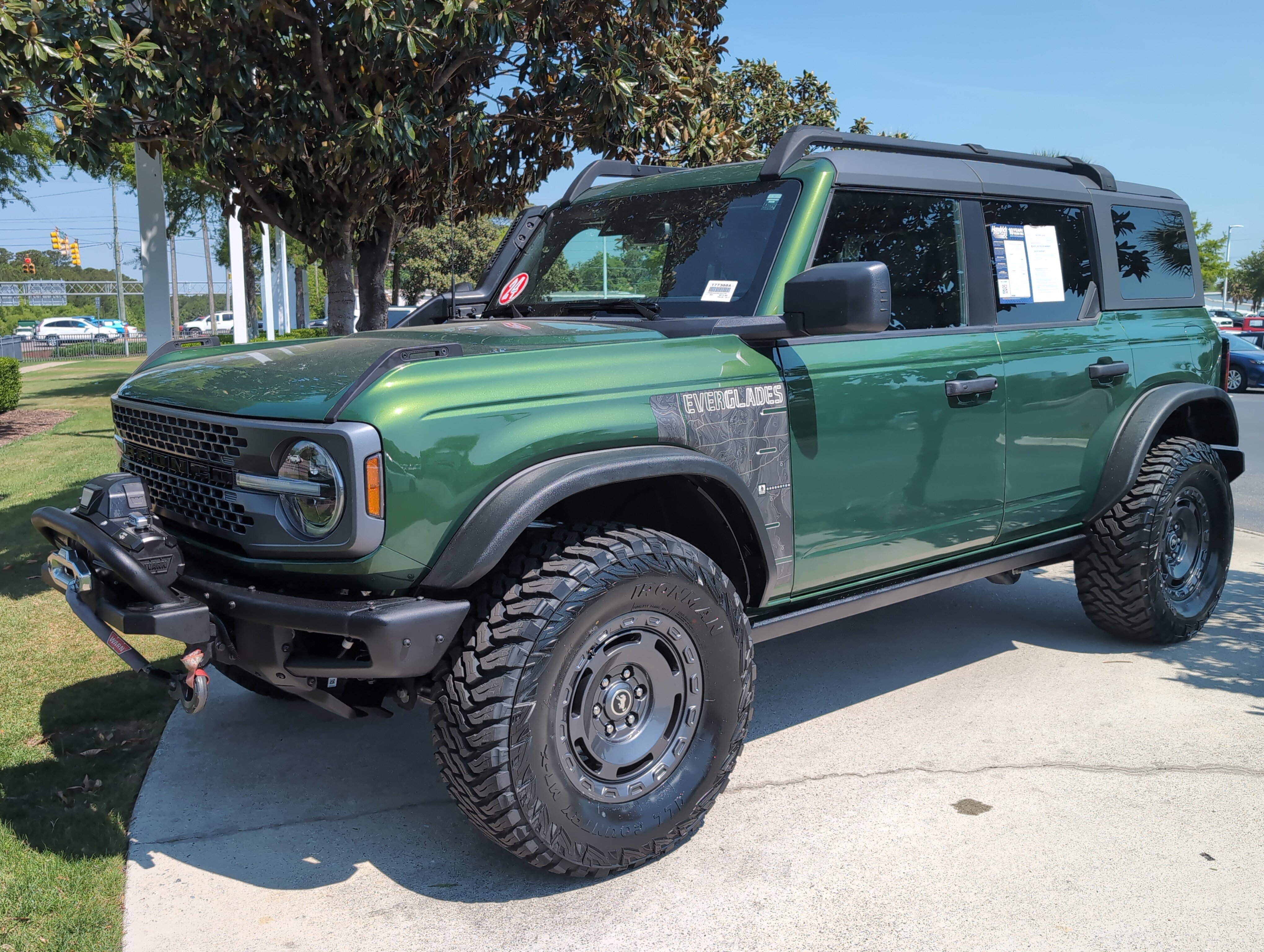 Used 2024 Ford Bronco Everglades AWD/4WD image 5