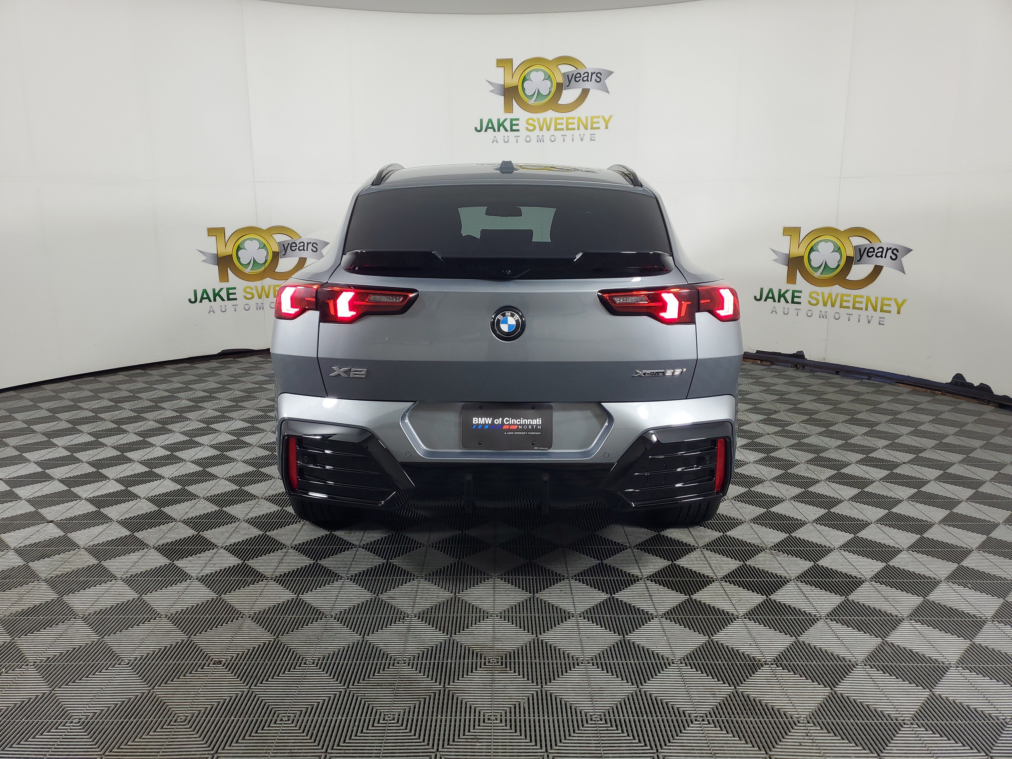 Certified 2025 BMW X2 xDrive28i w/ Technology Package AWD/4WD image 6
