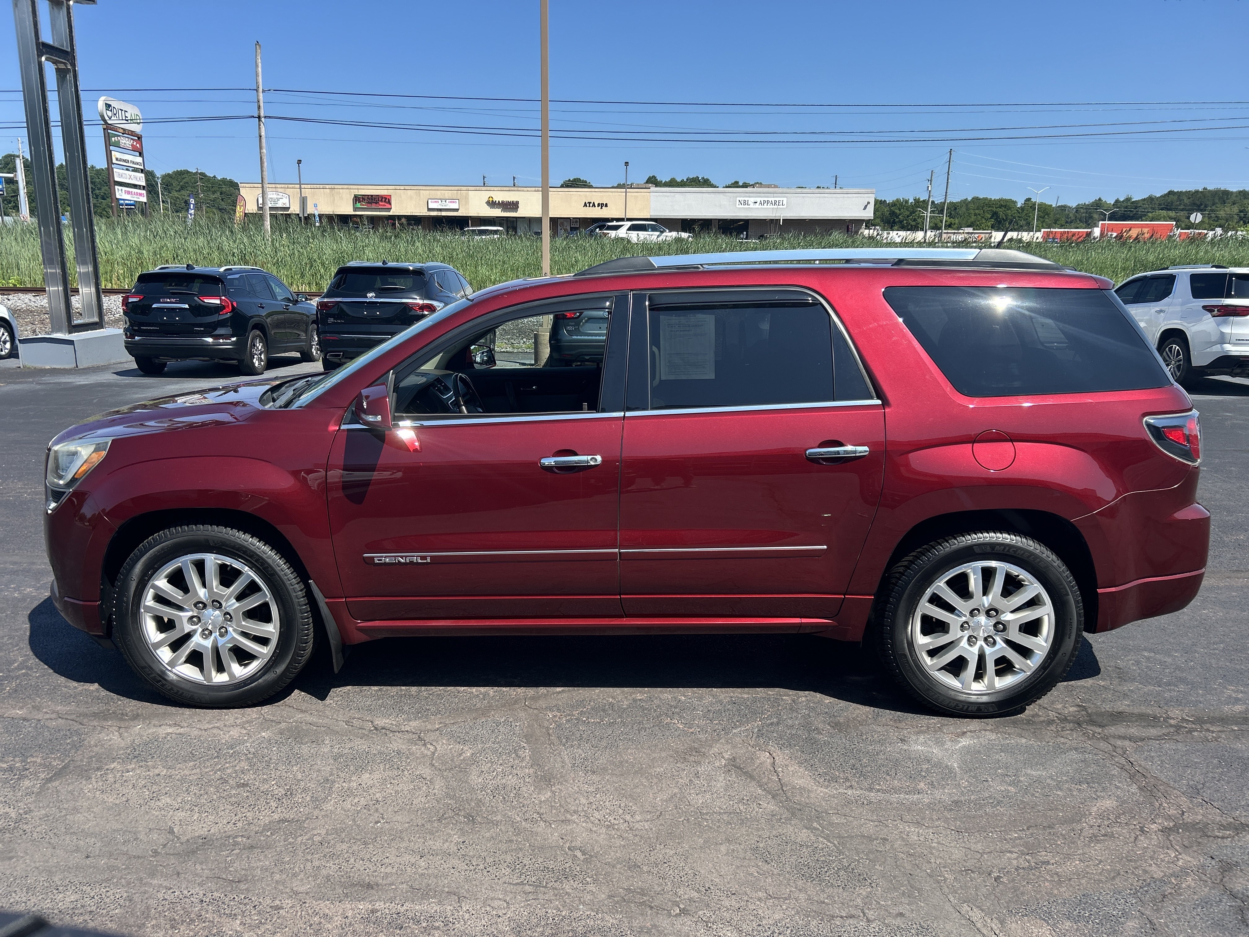 Used 2016 GMC Acadia Denali AWD/4WD image 7