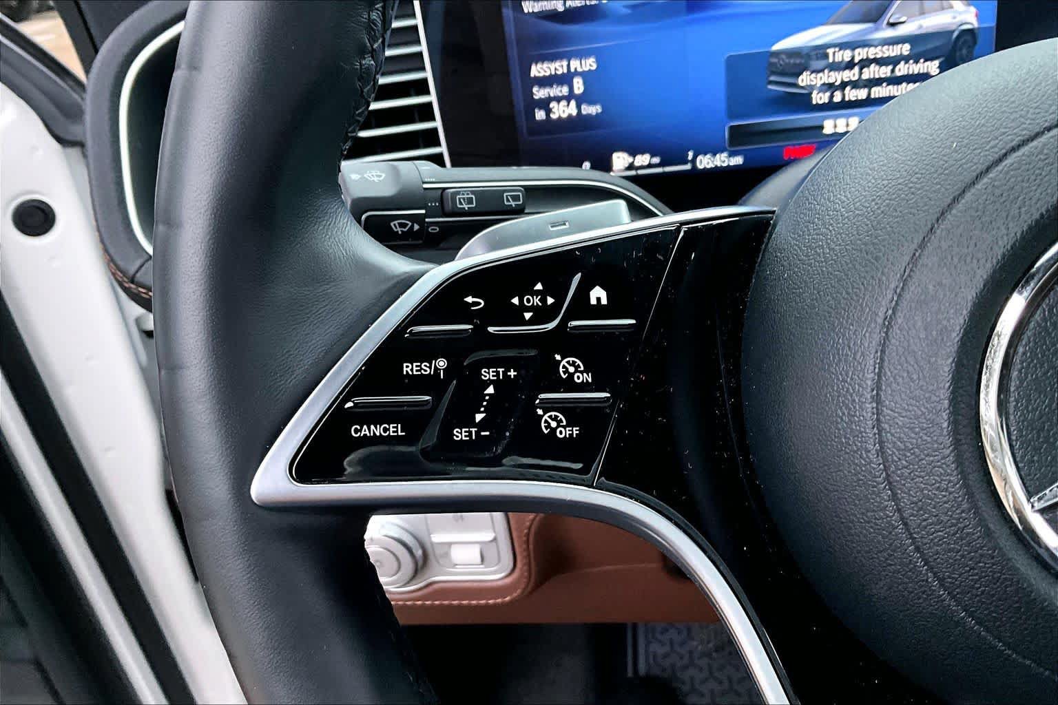 Used 2024 Mercedes-Benz GLE 350 4MATIC image 44