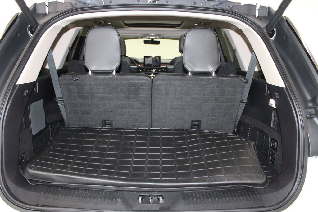 Used 2022 Lincoln Aviator Reserve w/ Equipment Group 201A AWD/4WD image 14