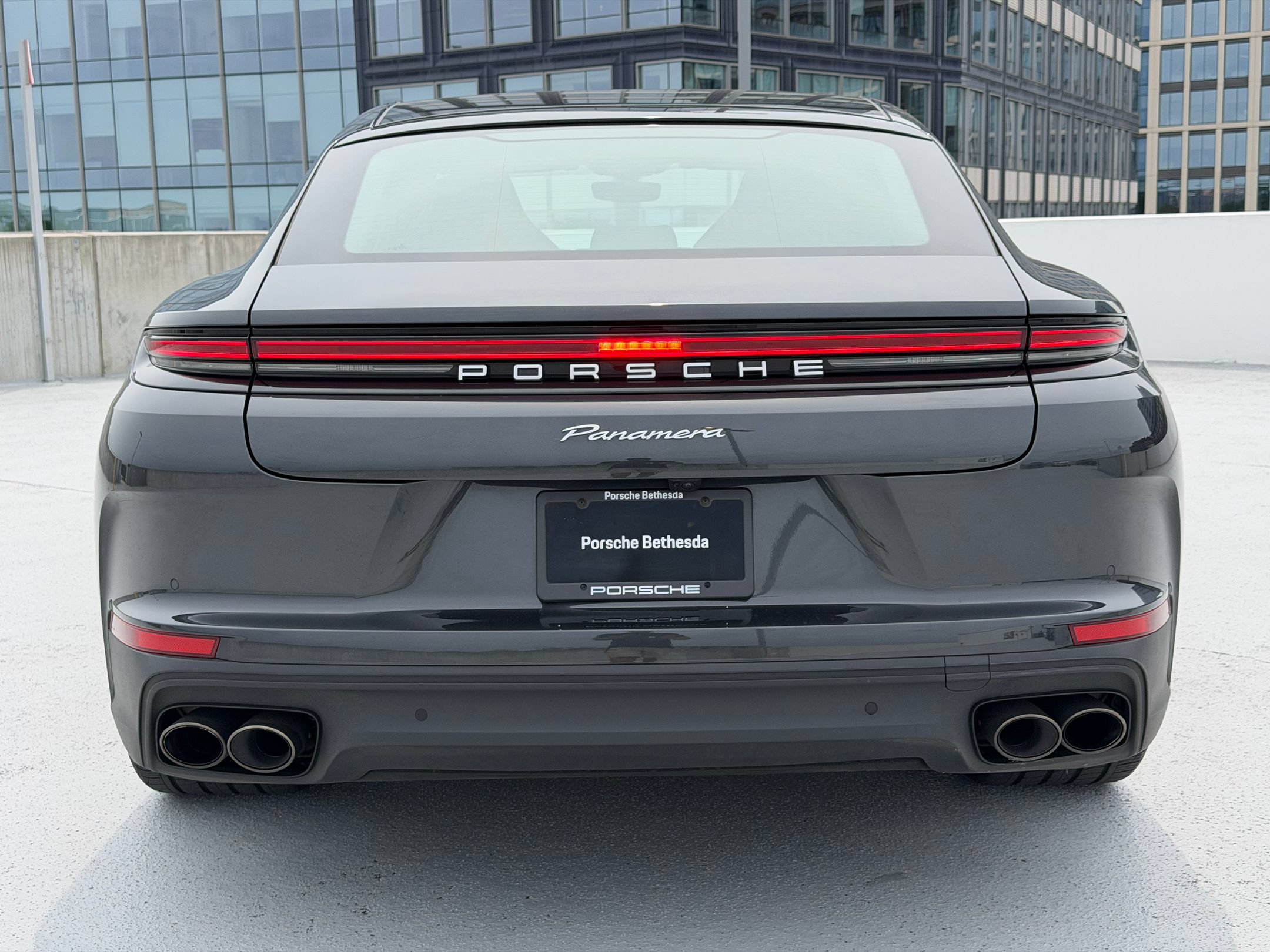 Certified 2024 Porsche Panamera image 10