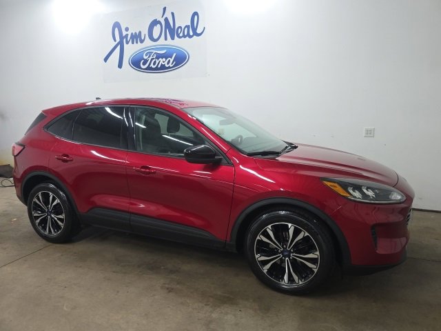 Used 2022 Ford Escape SE w/ SE Sport Appearance Package