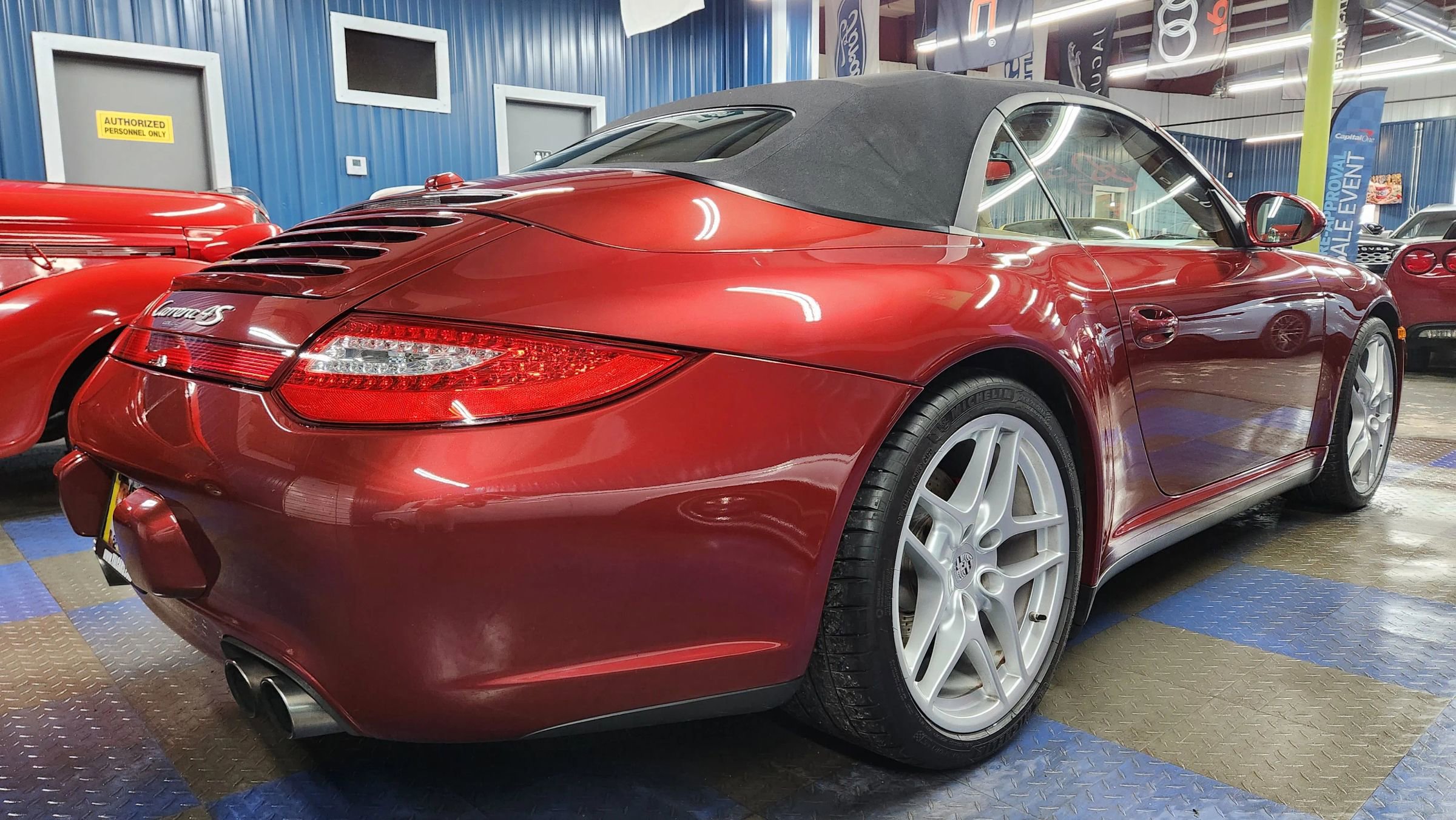 Used 2009 Porsche 911 Carrera S image 5