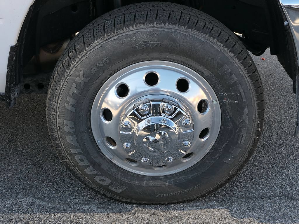 New 2026 RAM 3500 Tradesman w/ Chrome Appearance Group RWD image 26