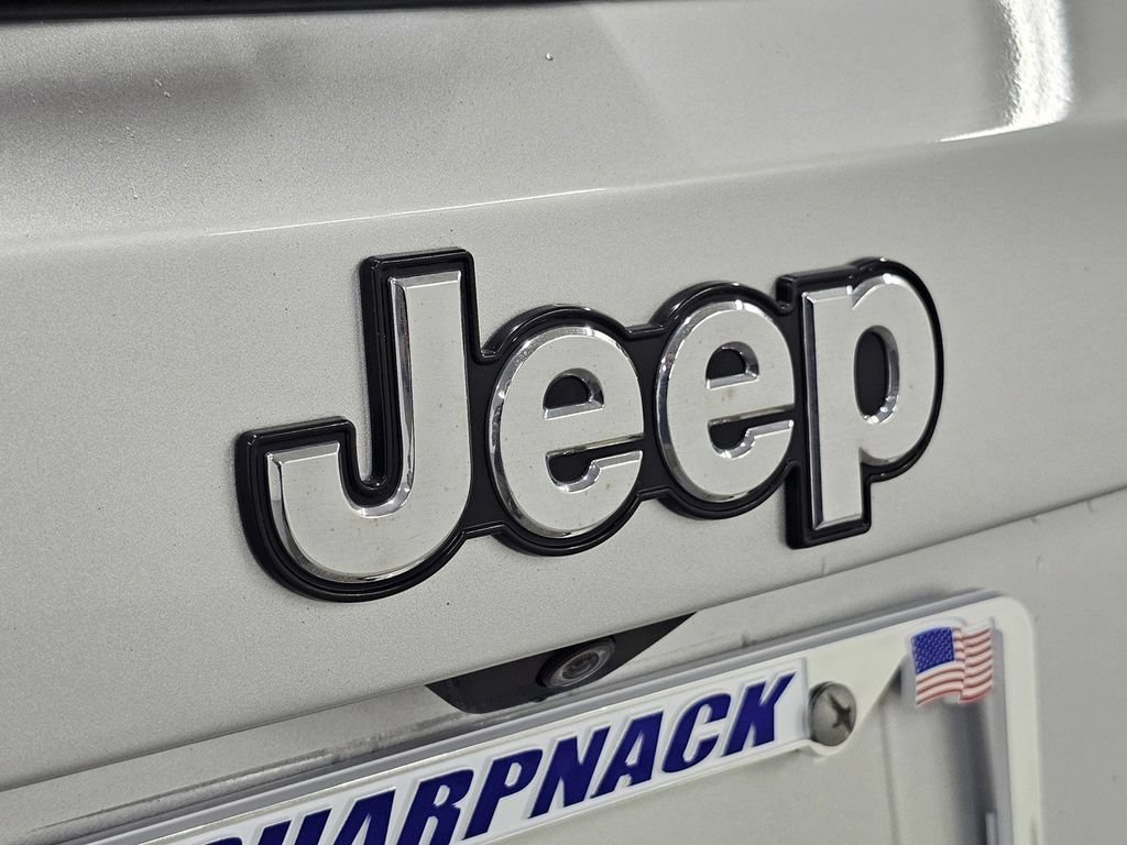 Used 2015 Jeep Renegade Latitude AWD/4WD image 27