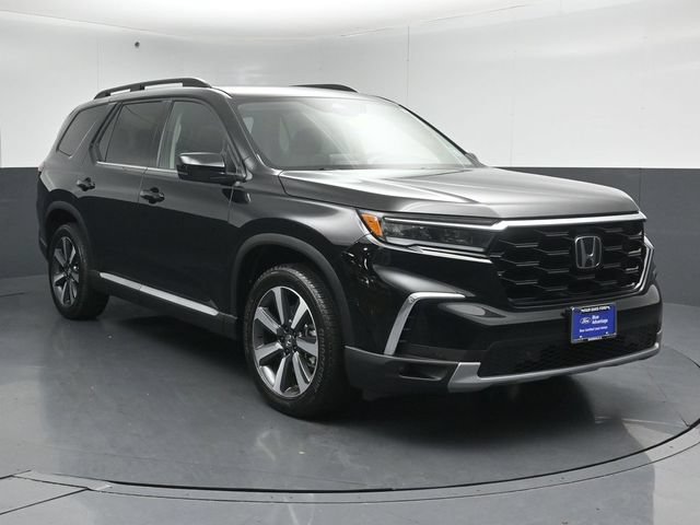Used 2025 Honda Pilot Touring