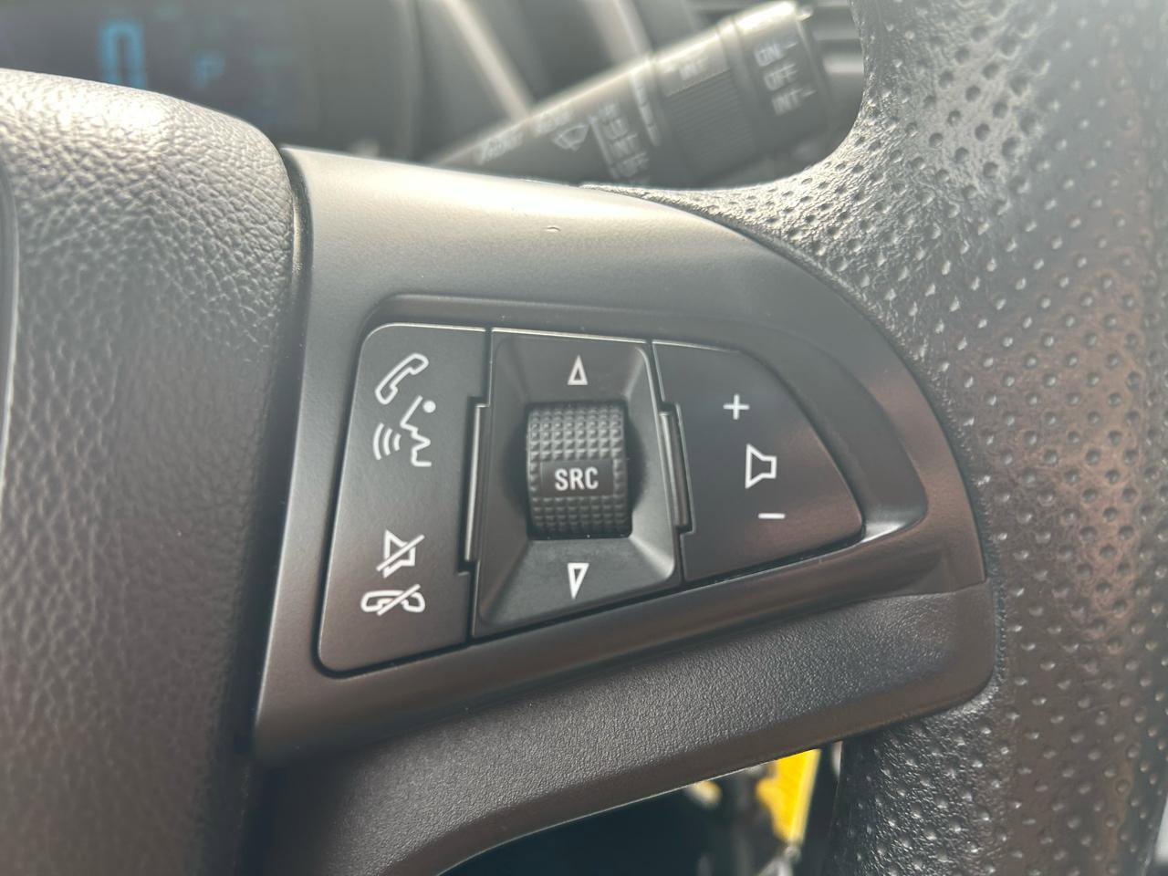 Used 2015 Chevrolet Trax LS FWD image 18