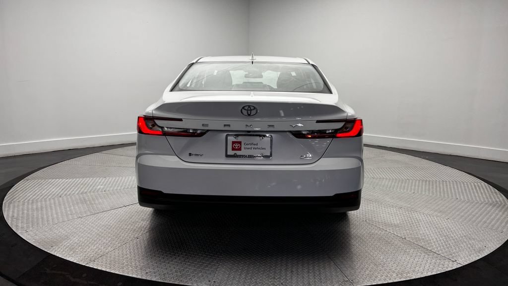 Used 2026 Toyota Camry LE FWD image 27