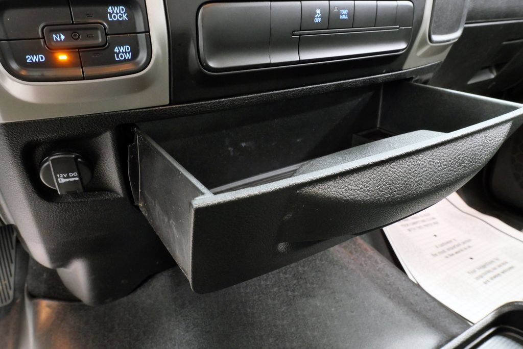 Used 2019 RAM 1500 Classic SLT AWD/4WD image 26