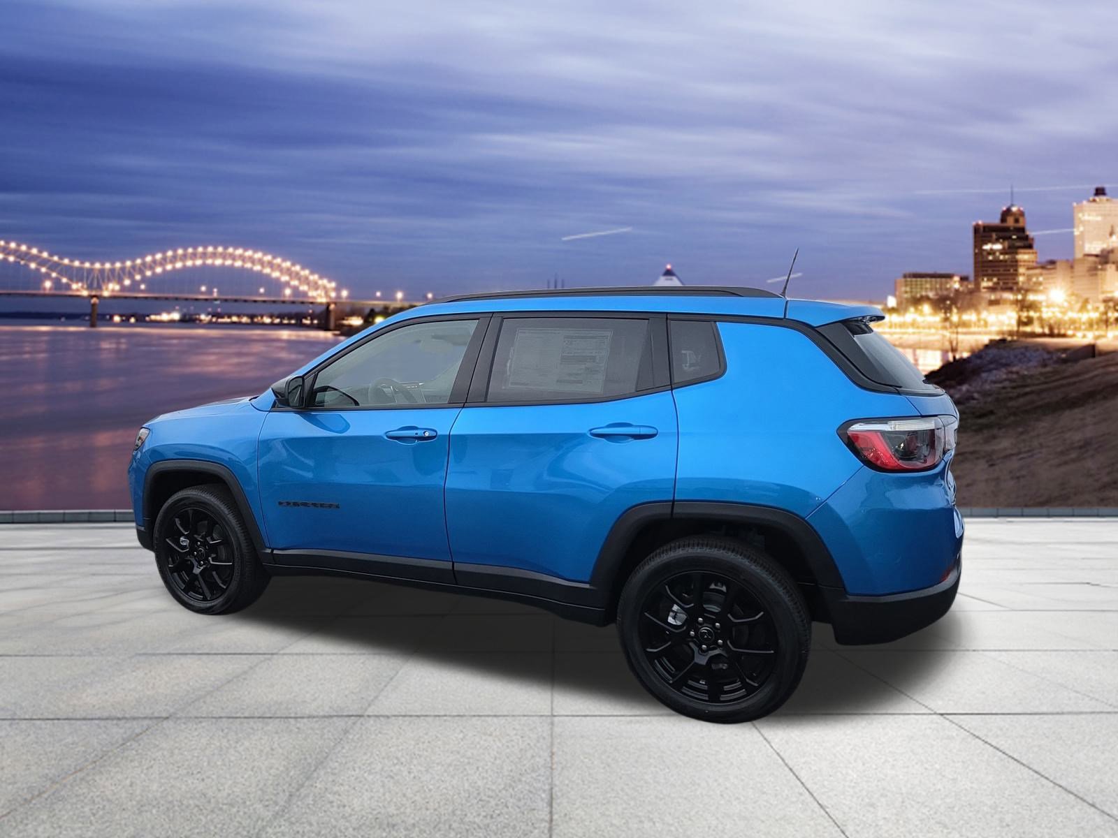 New 2026 Jeep Compass Latitude image 3