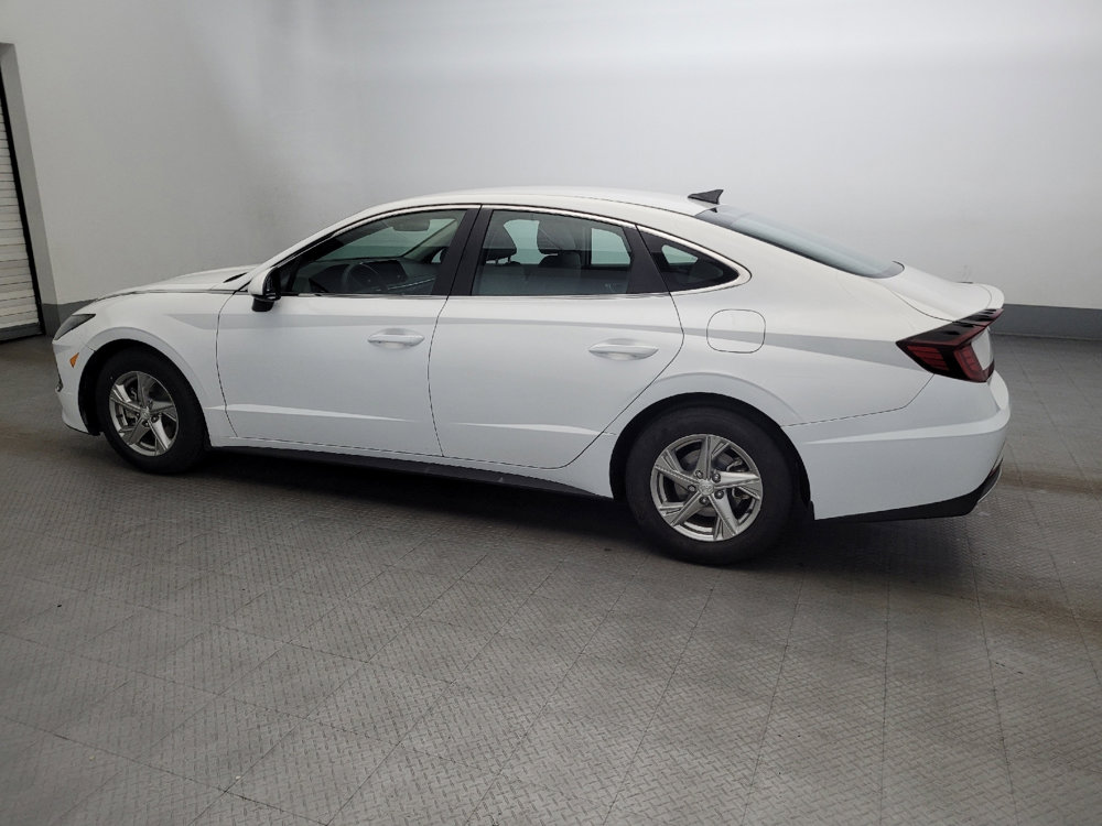 Used 2022 Hyundai Sonata SE image 3