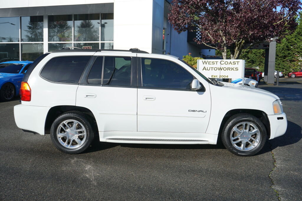 Used 2006 GMC Envoy Denali image 6