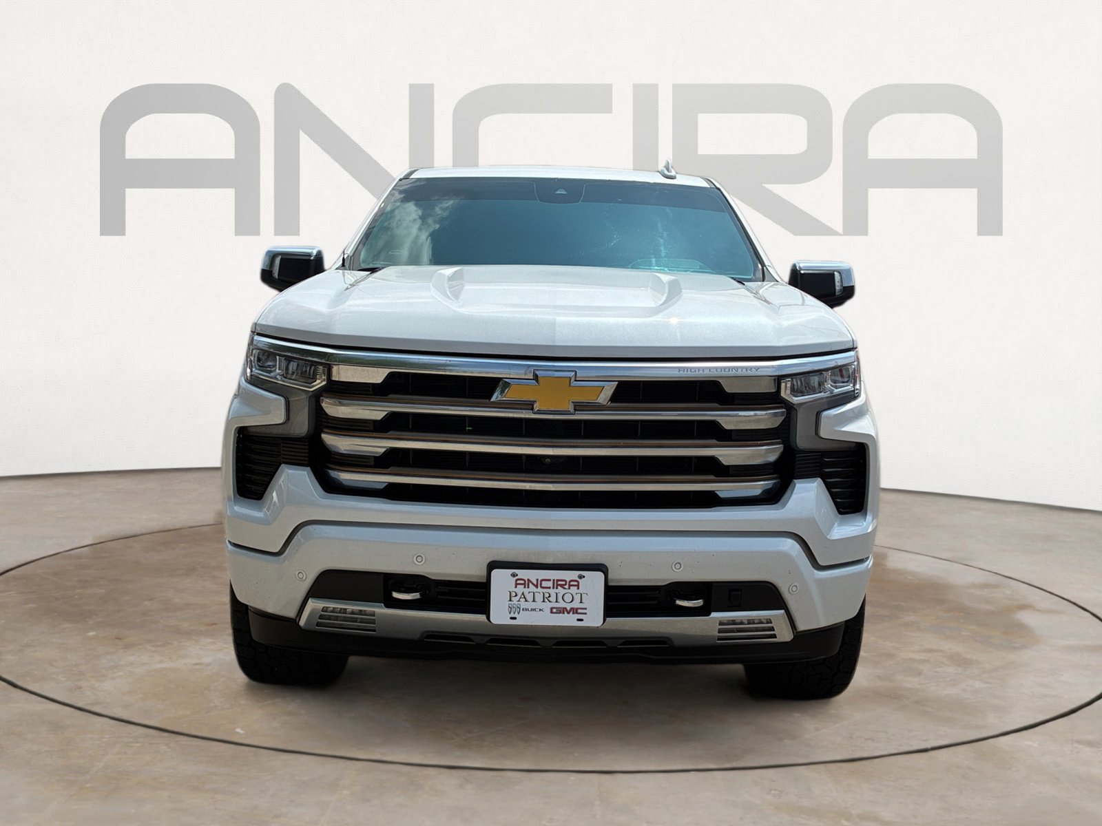 Used 2022 Chevrolet Silverado 1500 High Country w/ High Country Premium Package AWD/4WD image 5