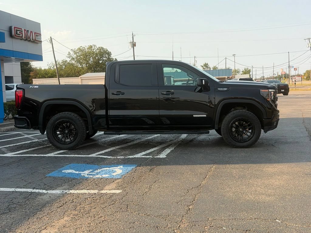 Used 2024 GMC Sierra 1500 Elevation w/ Elevation Premium Package AWD/4WD image 4
