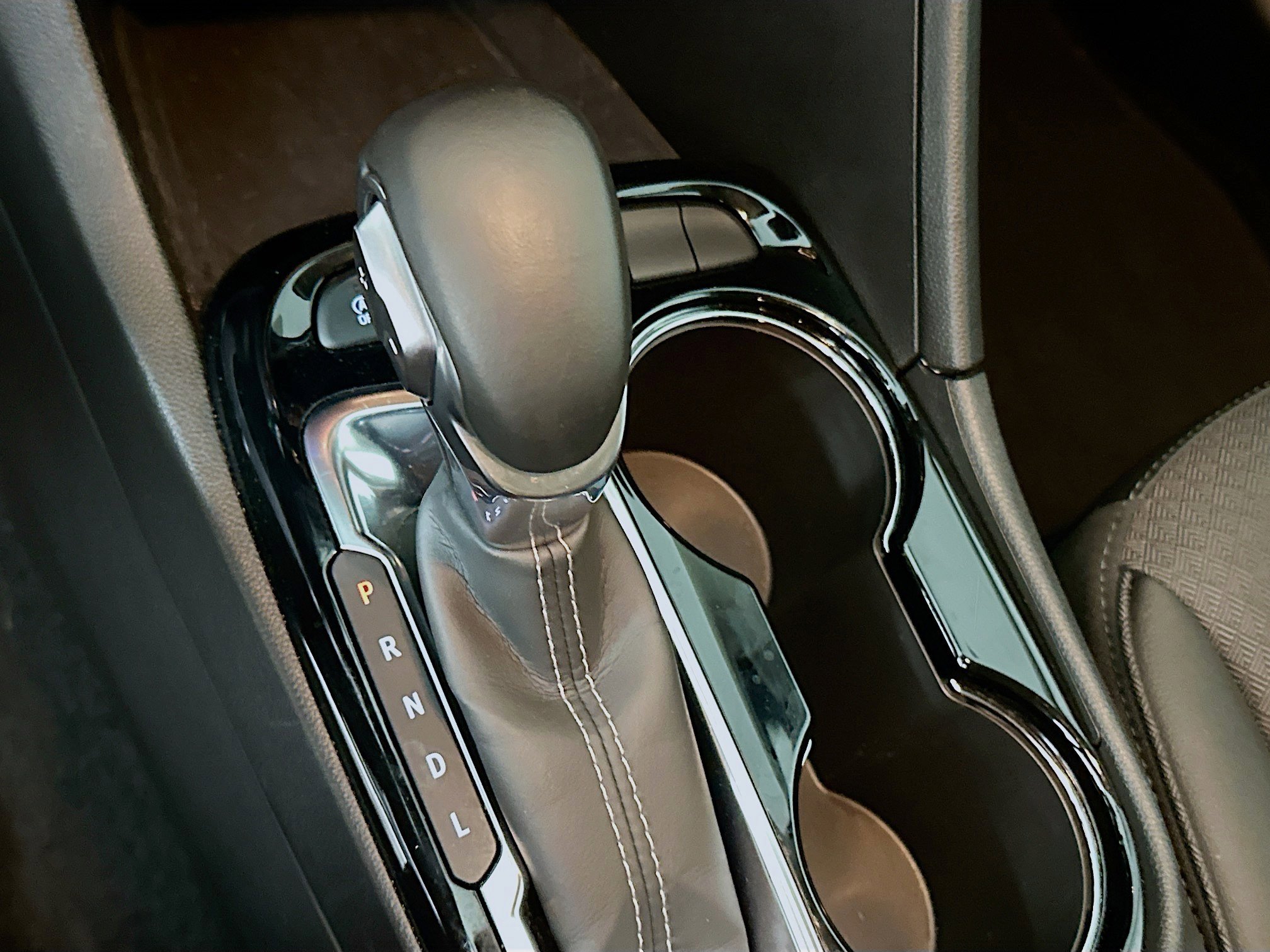 Used 2025 Buick Encore GX Preferred image 24