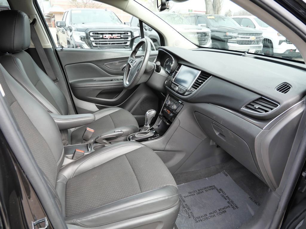 Used 2020 Buick Encore Preferred w/ Safety Package image 14