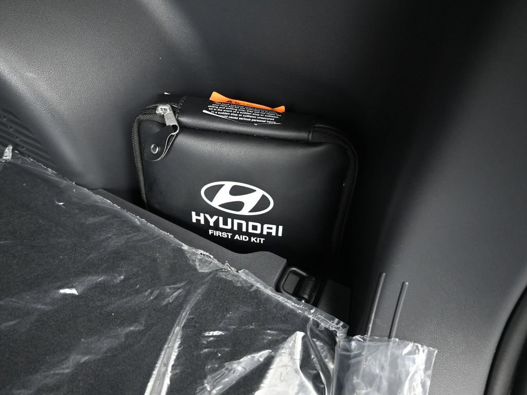 Certified 2026 Hyundai Kona SEL Sport AWD/4WD image 34