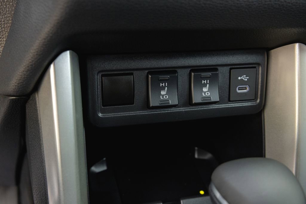 Certified 2024 Toyota Corolla Cross XLE w/ Convenience Package image 20