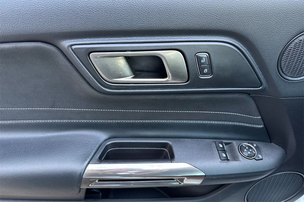 Used 2017 Ford Mustang Shelby GT350 w/ Electronics Package image 14