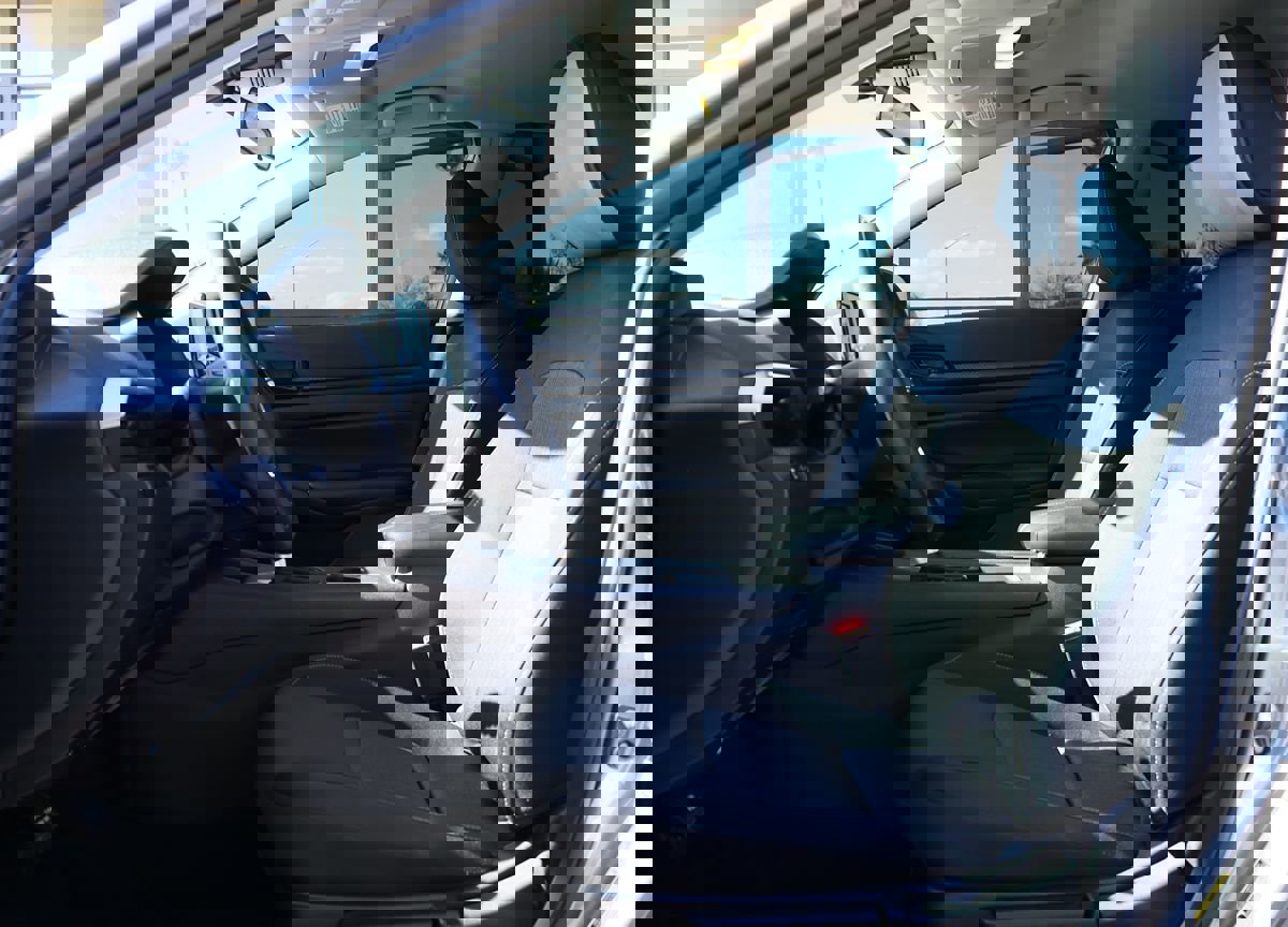 Used 2024 Nissan Altima 2.5 S image 38