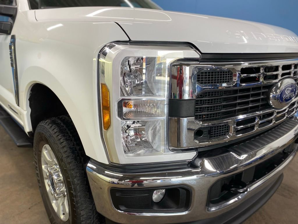 Used 2024 Ford F250 XLT image 2