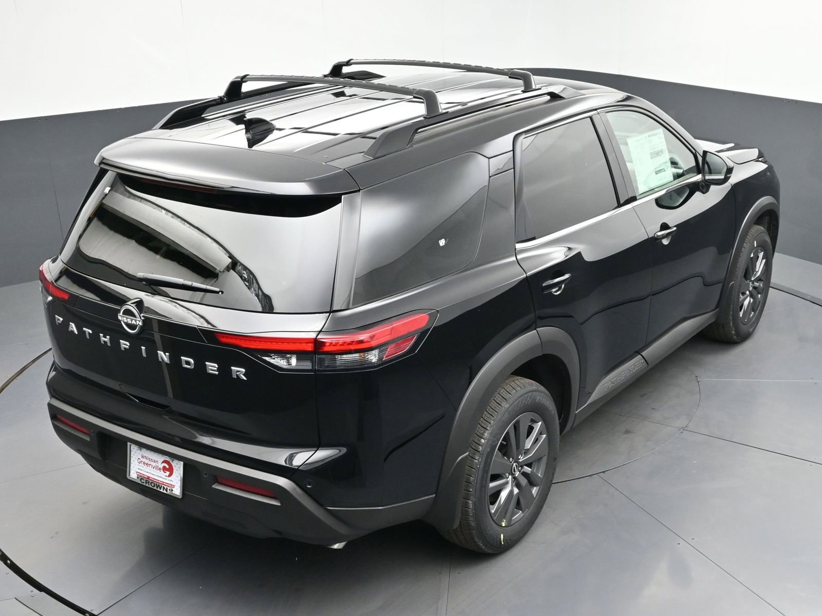 Used 2025 Nissan Pathfinder SV image 34