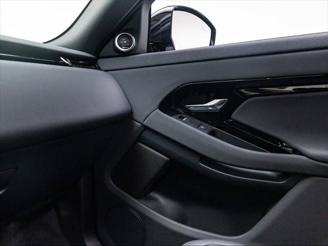 New 2026 Land Rover Range Rover Evoque S AWD/4WD image 30