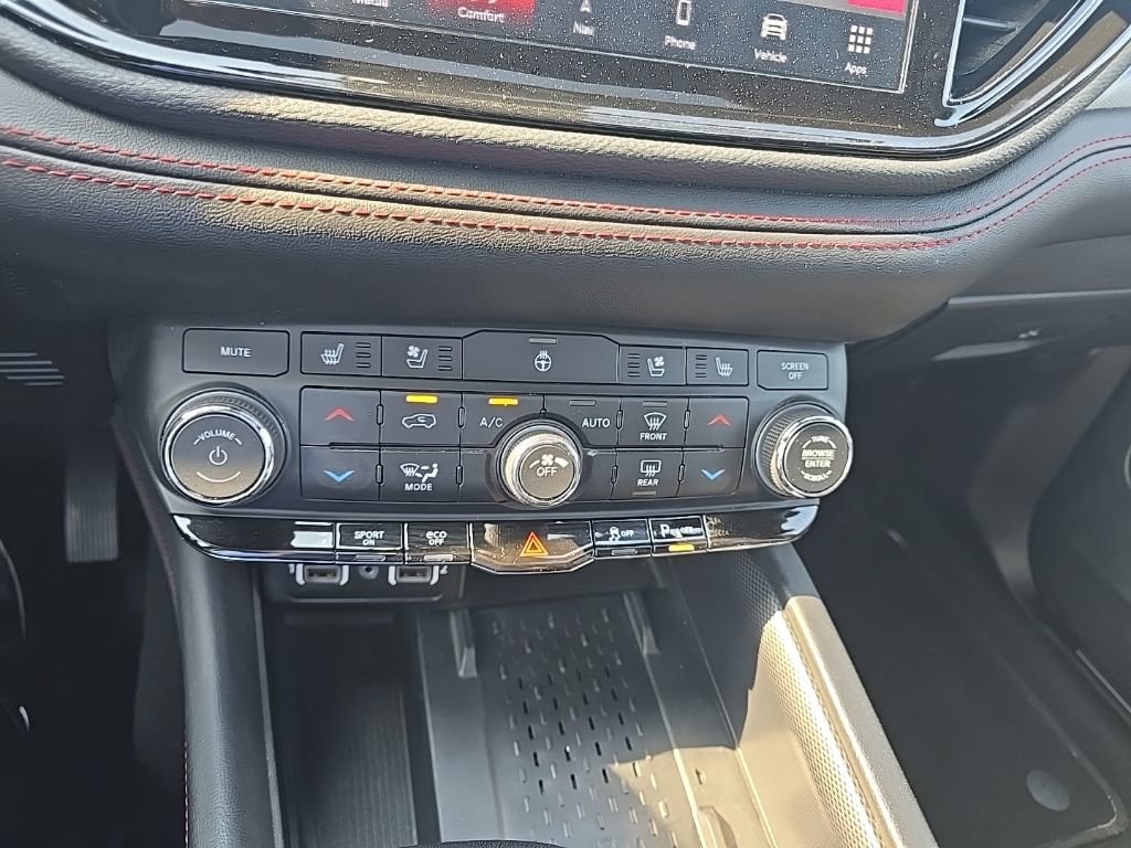 Used 2025 Dodge Durango R/T AWD/4WD image 25