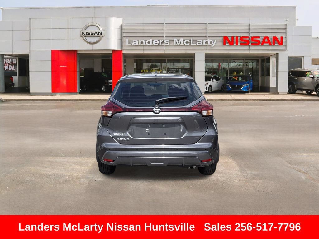 Used 2023 Nissan Kicks S FWD image 5