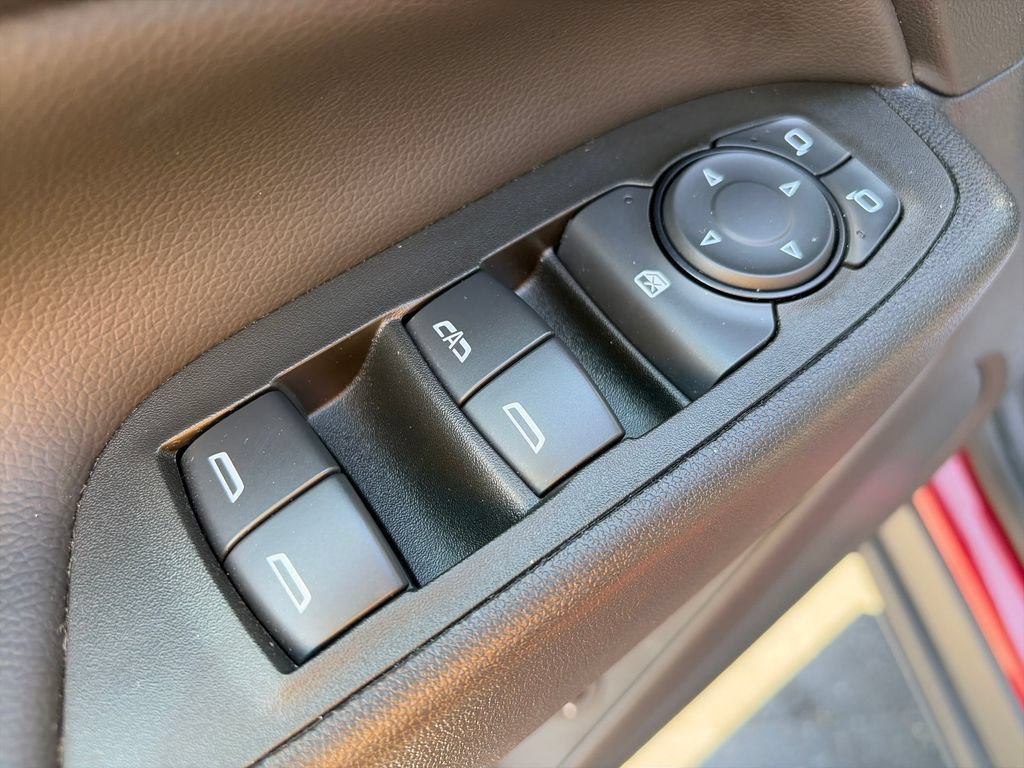Used 2023 Chevrolet Equinox LT FWD image 17