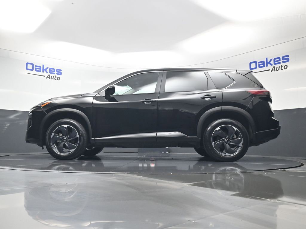 Used 2025 Nissan Rogue SV image 42