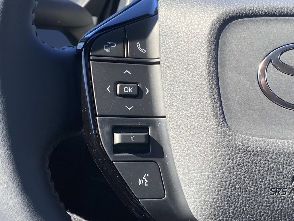 New 2026 Toyota Prius XLE image 39