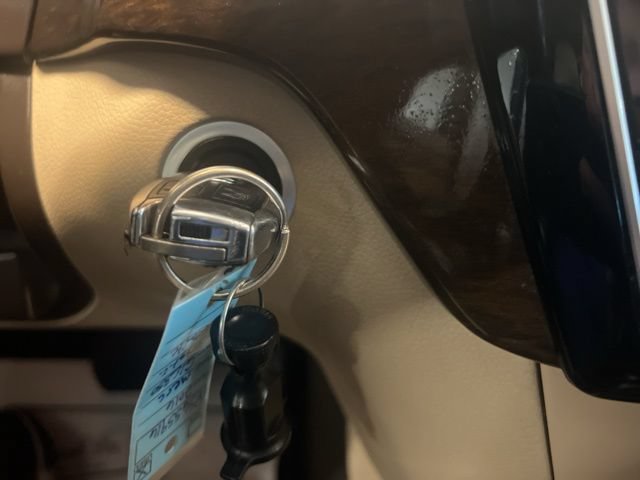 Used 2016 Mercedes-Benz GLE 350 4MATIC w/ Premium Package image 19