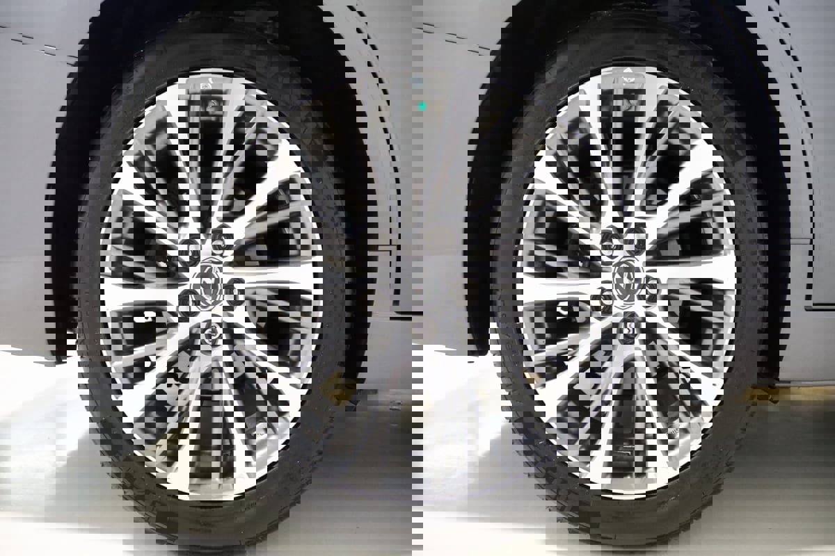 Used 2021 Lexus ES 250 w/ Premium Package image 74