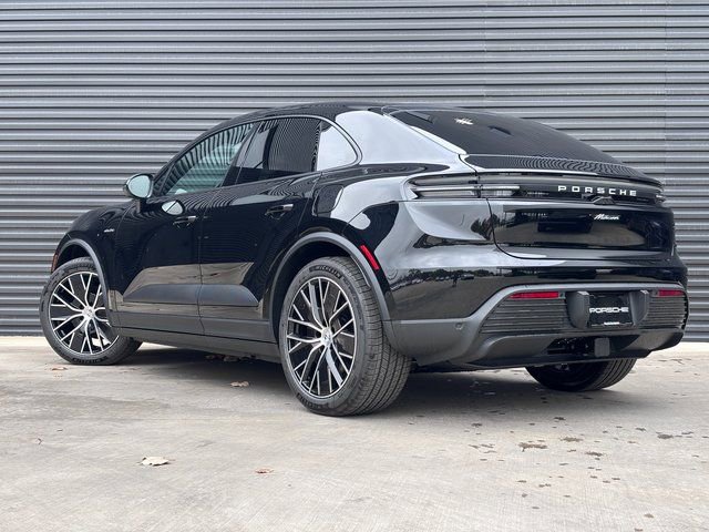 New 2026 Porsche Macan Electric RWD image 3